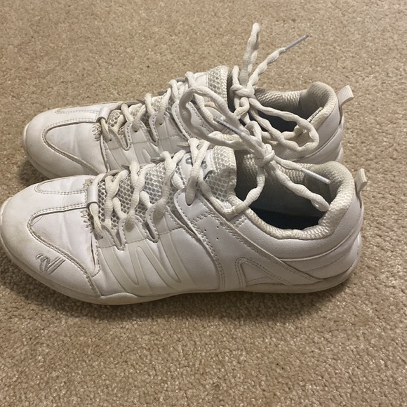 Varsity Tradition Cheer Shoes Sz 9.5 - Picture 3 of 7